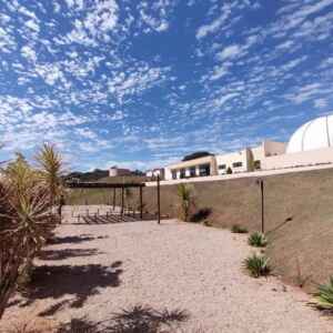 Maior telescópio aberto ao público do Brasil pode ser visitado em Amparo, no interior paulista