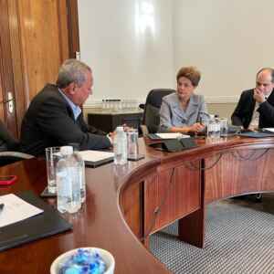 Confederação Nacional da Indústria discute atuação conjunta com o Banco do Brics