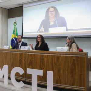 Emissões de carbono na Amazônia registram aumento em 2019 e 2020