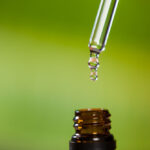 Descoberta revolucionária: Óleo de copaíba pode combater resistência antibiótica