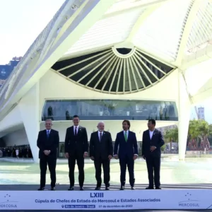 Mercosul: Unindo Forças para Proteger a Democracia e a Integridade da Informação Digital