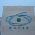 Capes antecipa pagamento das bolsas de pós-graduação