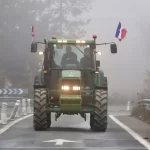 Paris sob cerco de agricultores e Mona Lisa alvo de ataque