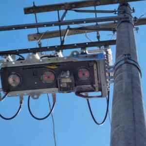 Equipamento de Baixo Custo Ajuda a Manter o Fornecimento de Energia em Áreas Afetadas por Chuva e Vento