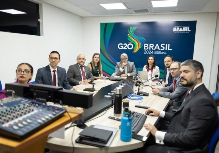 90280d10-878a-4ad4-8042-4454332c2deb