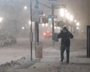 Onda de frio polar atinge os EUA e afeta eleições e energia