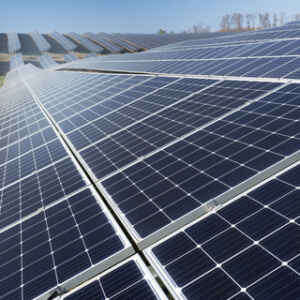 A Ascensão da Energia Solar e a Descarbonização do Brasil