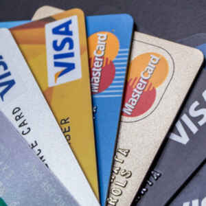 Entenda as novas regras para o rotativo do cartão de crédito, que entram em vigor nesta quarta