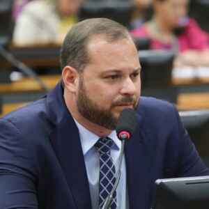 Acelerando a Justiça Ambiental com Projeto de lei garante prioridade de tramitação de ações sobre desastres ambientais