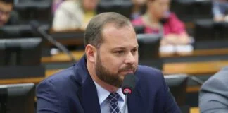 Acelerando a Justiça Ambiental com Projeto de lei garante prioridade de tramitação de ações sobre desastres ambientais Acelerando a Justiça Ambiental com Projeto de lei garante prioridade de tramitação de ações sobre desastres ambientais