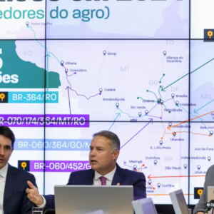 Aumento de 30% em recursos para corredores do agro é anunciado pelo governo