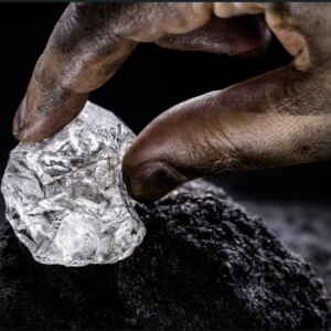 BNDES e MME lançam fundo de R$ 1 bilhão para mineração estratégica