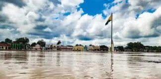 Rio Acre atinge 17,22 metros e afeta mais de 100 mil pessoas com inundações Rio Acre atinge 17,22 metros e afeta mais de 100 mil pessoas com inundações