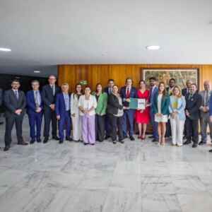 Universidades Estaduais e Municipais se unem à Rede Nacional de Comunicação