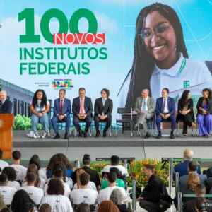 Governo expandirá rede federal de ensino, com 100 novos campi