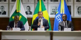 Embratur e representantes do governo de Benin discutem afroturismo e conectividade aérea Embratur e representantes do governo de Benin discutem afroturismo e conectividade aérea