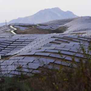 União Europeia investiga painéis solares chinês devido a possíveis subsídios distorcivo