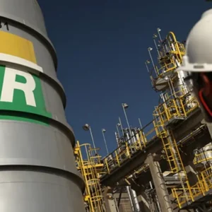 Petrobras alcança redução de 41% nas emissões de CO2 Petrobras reduz 41% das emissões de gás carbônico (CO2)