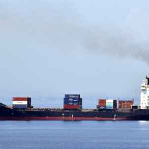 BNDES adverte sobre multas a navio que não descarbonizar bndes multa navios