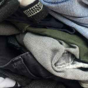 Europeus descartam 7 mi toneladas/ano de roupas, exceto República Tcheca roupas