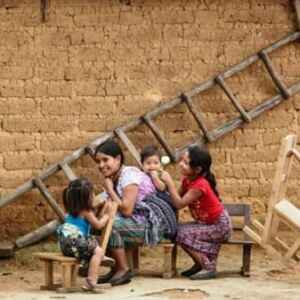 Transformando vidas por meio de programas de proteção social na América Latina e no Caribe