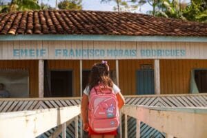 Captura-de-tela-2024-06-21-181339-300x200 Mais de 15 Mil Estudantes no Marajó Enfrentam Problemas de Saneamento nas Escolas