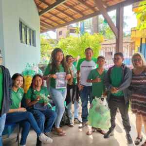 Gincana Nacional em Escola de Belém Recolhe Quase Meia Tonelada de Garrafas Pet