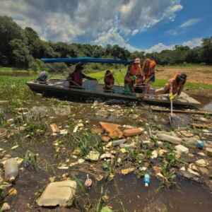 Saneamento precário acelera disseminação de plástico e microplástico na Amazônia saneamento