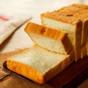 Comer 2 fatias de pão de forma podem ser suficiente para não passar no teste do bafômetro Comer 2 fatias de pão de forma podem ser suficiente para não passar no teste do bafômetro