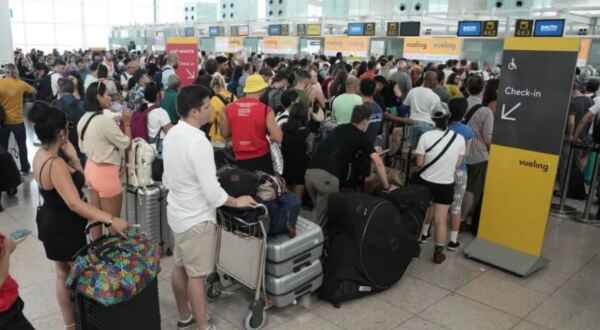 Caos mundial nos aeroportos, bancos e empresas após falha de software 5 Captura de tela 2024 07 19 104334