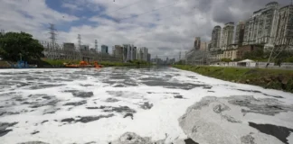 Alerta em São Paulo poluição no rio Tietê quase duplica em dois anos