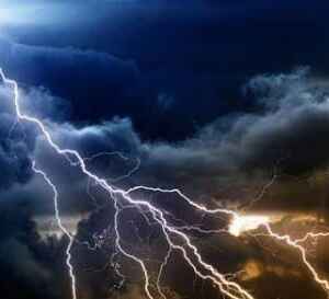 Raios Podem Gerar Ondas de Energia que Viajam Surpreendentemente Longe no Espaço energia