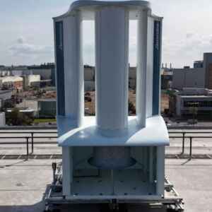 Turbinas eólicas que podem resolver problemas dos impactos nas aves Turbinas eólicas "sem movimento" do Reino Unido foi instalado no telhado de uma fábrica em Oxford