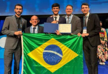 Estudante Brasileiro Faz História ao Vencer o Prêmio Nobel da Ciência Jovem e Recebe Aplausos de Pé Estudante brasileiro vence o Prêmio Nobel da Ciência Jovem e é aplaudido de pé