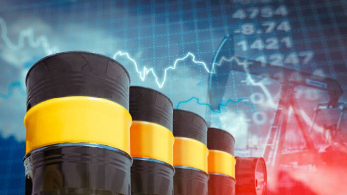 Petróleo O crescimento da produção de petróleo fora da OPEP, liderado por EUA e Canadá, pressiona os preços globais. O futuro do mercado depende de decisões políticas e ambientais.