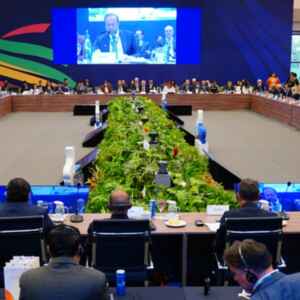 Brasil lidera consenso no G20 e impulsiona triplicação de energias renováveis Brasil