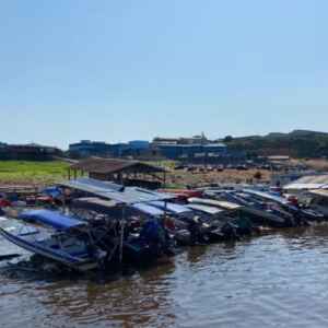 Nível do Rio Negro atinge estabilidade na capital do Amazonas negro