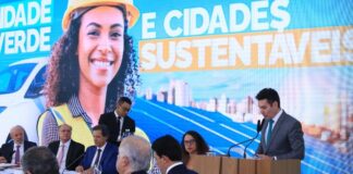 O ministro das Cidades, Jader Filho, discursou sobre habitação, mobilidade urbana e saneamento. Foto: JD Vasconcelos/Ministério das Cidades.