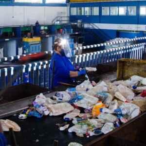 PAC destina R$ 703 milhões para catadores gerirem coleta e tratamento de resíduos PAC