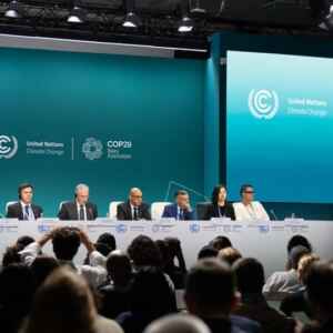 COP29: negociação climática propõe 250 bilhões de dólares ao ano cop