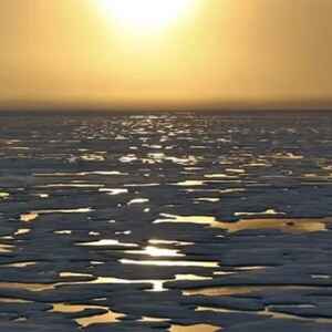 Ártico pode ficar sem gelo no verão de 2027: impactos no clima, navegação e vida selvagem Ártico