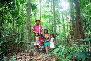 Imagem do filme Roca Kupixapua ancestralidade e inovacao Kaapor Foto de Neto Borges Arquivo ISPN