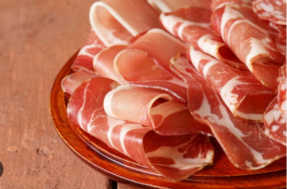 Presunto de Parma sob ameaça: Como as mudanças climáticas e doenças impactam a produção 2 Screenshot 2024 12 16 160128