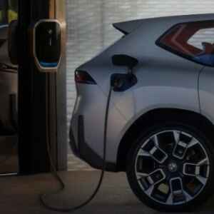 BMW investe em reciclagem de baterias e reduz dependência de mineração BMW