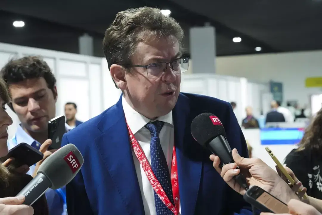 1080x720_cmsv2_3b935cfd-4b9a-5691-a376-f121b193d90d-9069114-Copia-2 Suíça debate saída do Acordo de Paris por pressão de partido populista e influência de Trump