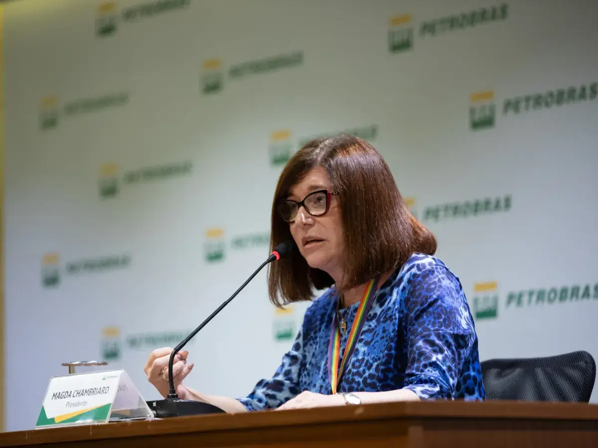 Coletiva_Magda-Chambriard-2-2 Campo de Búzios bate recorde e atinge produção de 800 mil barris de petróleo por dia