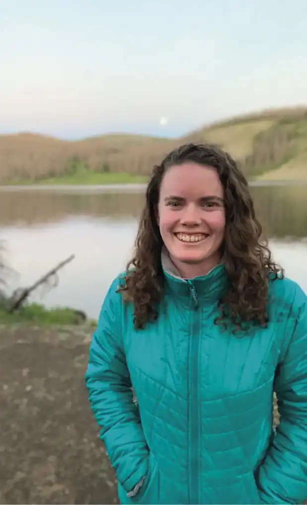 Katie_Nigro_no_campo_depois_de_um_dia_procurando_mudas_de__lamo As árvores podem precisar da nossa ajuda para sobreviver às alterações climáticas