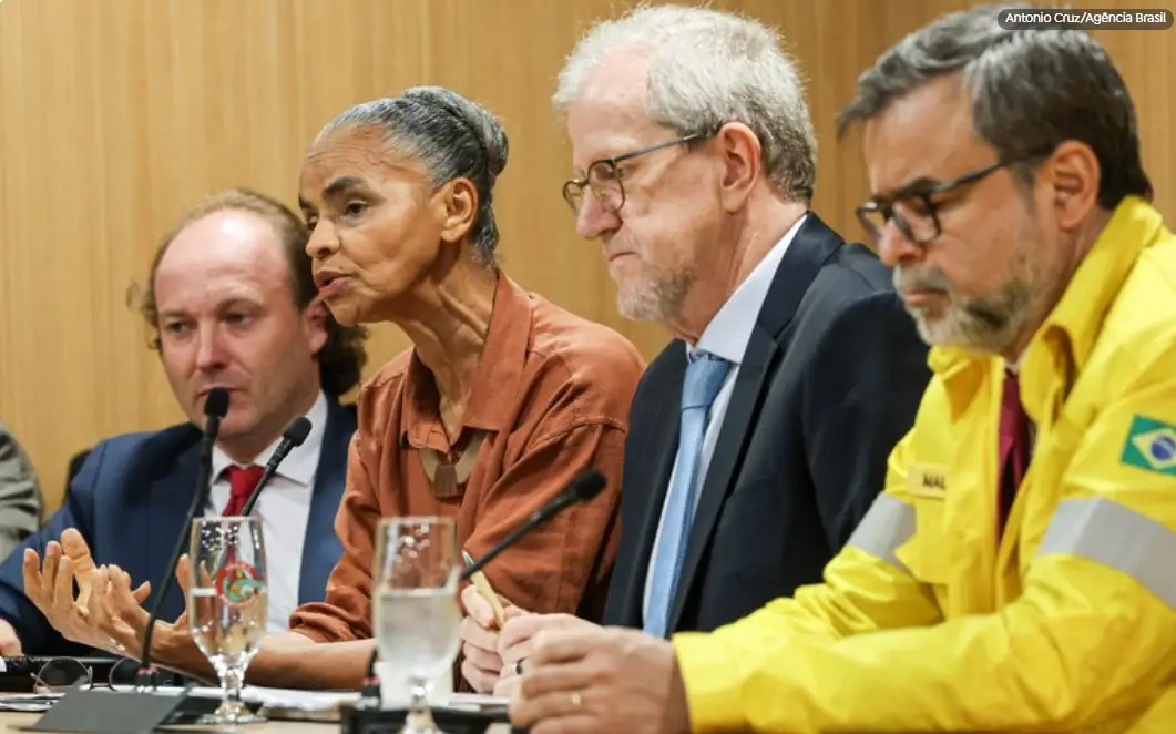 Para se antecipar a incêndios, Meio Ambiente declara estado de emergência nos biomas 2 meio