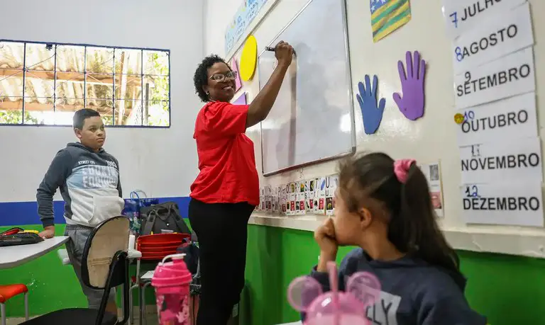 b86d6d79-7c2b-448e-91c1-4e587e25ad33 Orientações detalhadas para inscrição no programa de incentivo à docência Pé-de-Meia Licenciaturas