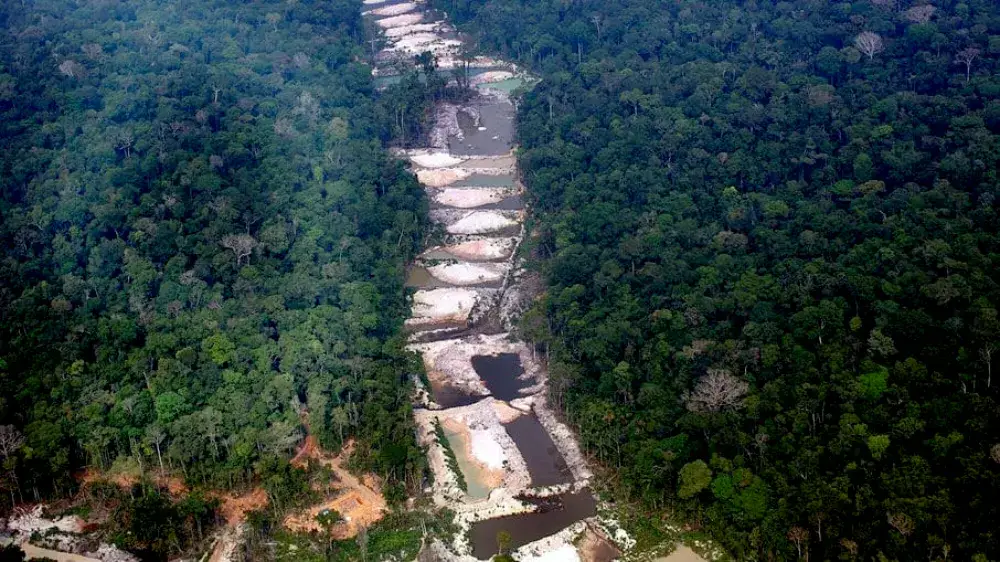 garimpo-ilegal-foto-marizilda-cruppe-2 Justiça prorroga atuação da Força Nacional em ações de proteção ambiental